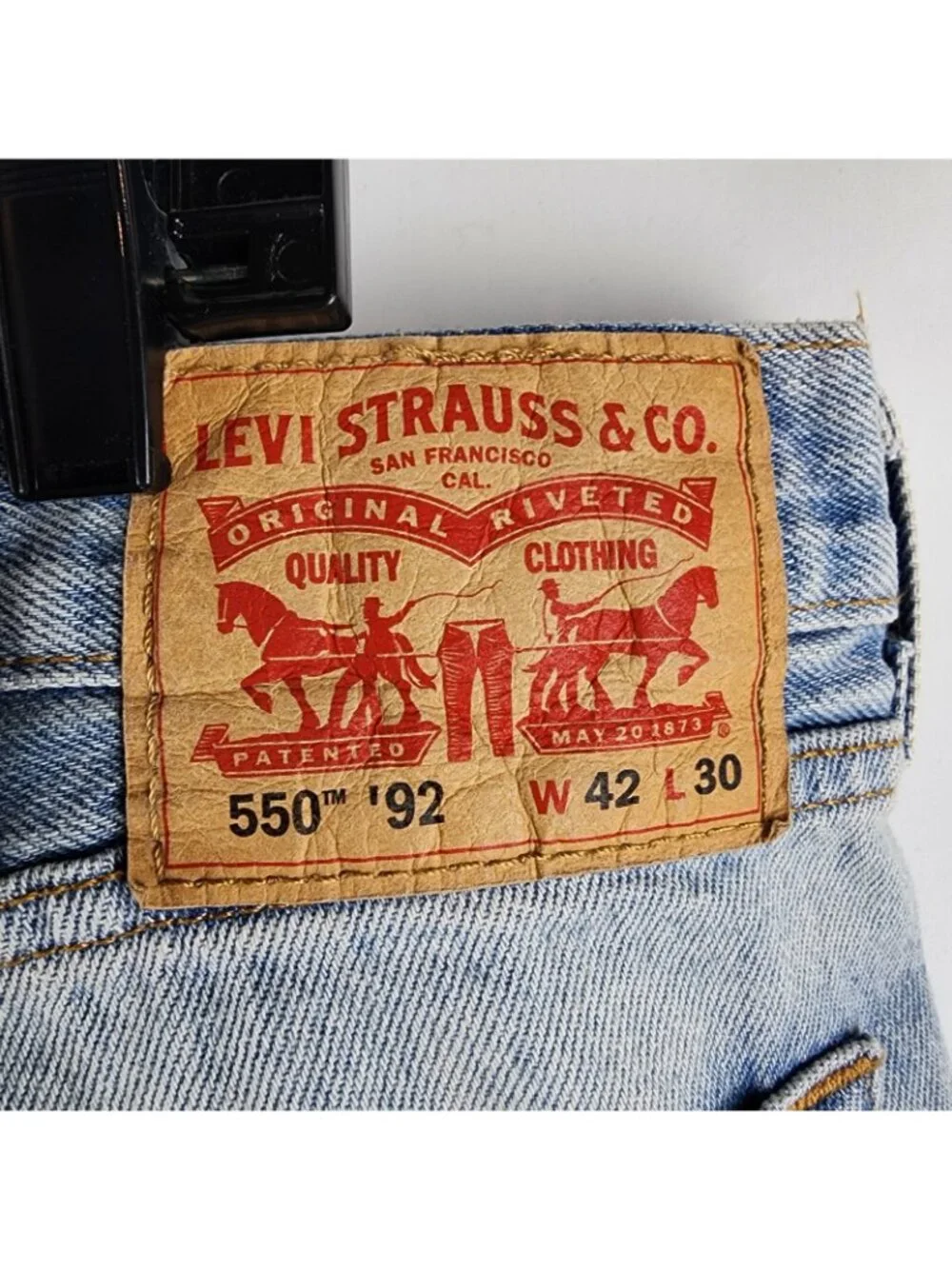 Levis 550 '92 Relaxed Taper Mens 42x30 Jeans Marker Stained Distressed New